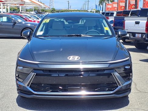 Used 2025 Hyundai Sonata SEL FWD image 2