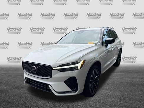 Used 2026 Volvo XC60 B5 Ultra AWD/4WD image 9