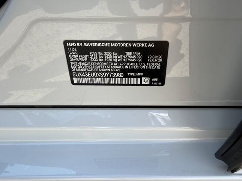 Used 2025 BMW X5 xDrive50e w/ Executive Package AWD/4WD image 13