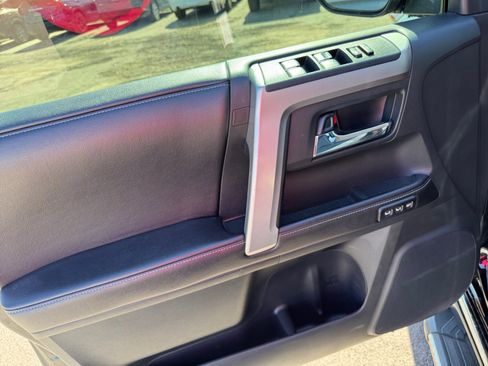 Used 2016 Toyota 4Runner Limited AWD/4WD image 11