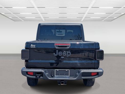 Used 2022 Jeep Gladiator Sport AWD/4WD image 4