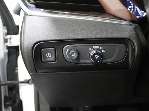 Used 2020 Buick Enclave Avenir w/ Trailering Package, 5000 lbs. image 11