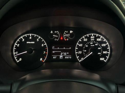 Used 2015 Nissan Sentra S image 25