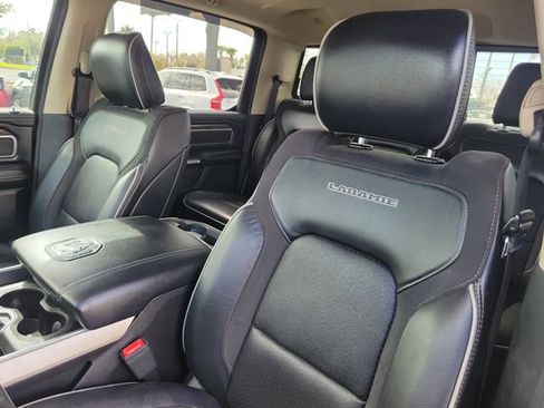 Used 2020 RAM 1500 Laramie image 17