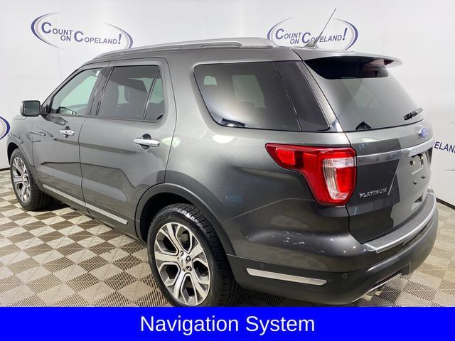 Used 2018 Ford Explorer Platinum AWD/4WD image 4