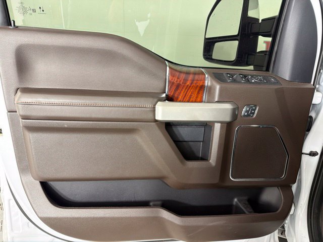 Used 2022 Ford F350 King Ranch w/ King Ranch Ultimate Package AWD/4WD image 21
