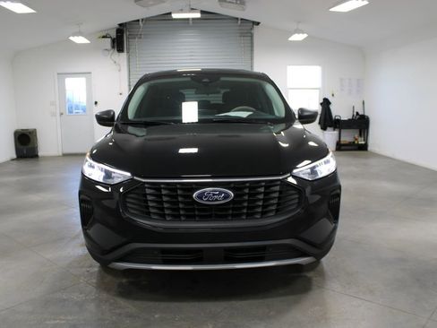 Used 2023 Ford Escape Active image 3