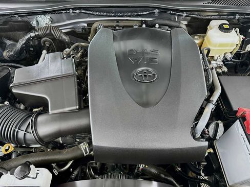 Used 2021 Toyota Tacoma TRD Off-Road w/ TRD Premium Off Road Package image 28