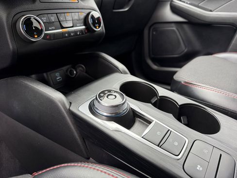 Used 2023 Ford Escape ST-Line image 29