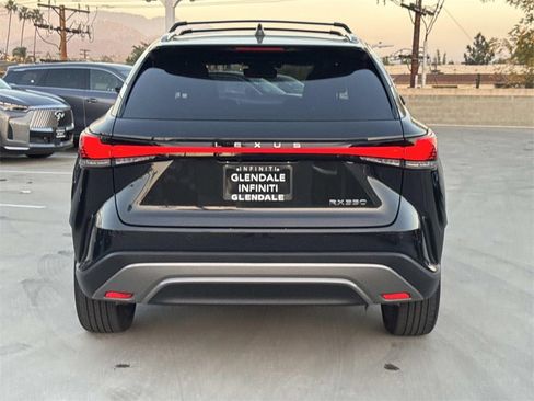 Used 2024 Lexus RX 350 Premium image 5