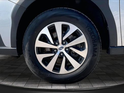 Certified 2024 Subaru Outback Premium AWD/4WD image 8