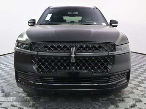 New 2026 Lincoln Navigator Reserve AWD/4WD image 10