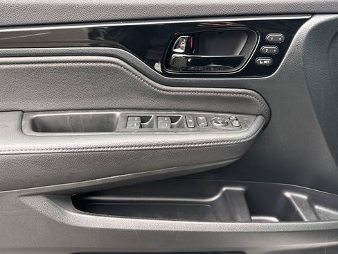 Used 2024 Honda Odyssey Elite image 13