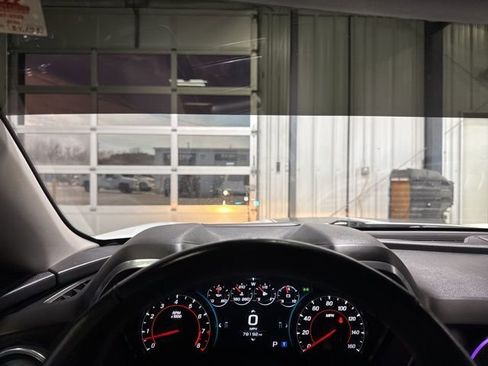 Used 2016 Chevrolet Camaro LT image 10