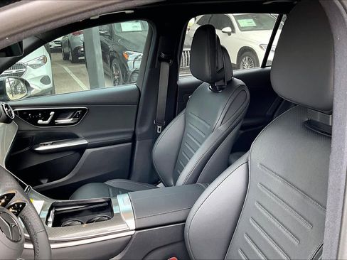 New 2026 Mercedes-Benz GLC 300 image 17