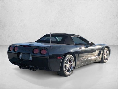 Used 2004 Chevrolet Corvette Convertible w/ Preferred Equipment Group image 5