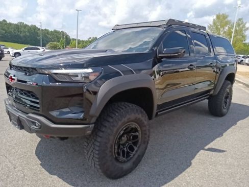 Used 2024 Chevrolet Colorado ZR2 w/ ZR2 Bison Edition AWD/4WD image 7