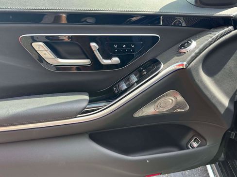 Certified 2022 Mercedes-Benz S 500 4MATIC image 14