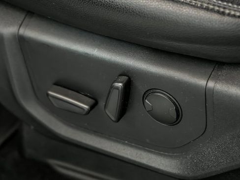 Used 2020 Ford F150 Lariat w/ Equipment Group 502A Luxury image 14