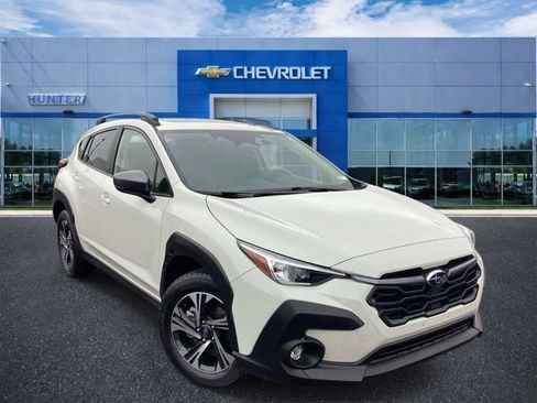 Used 2025 Subaru Crosstrek 2.5i Premium AWD/4WD image 1