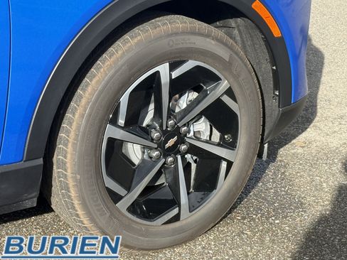 New 2026 Chevrolet Equinox EV LT image 28