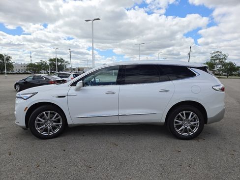Used 2023 Buick Enclave Premium w/ Experience Buick Package AWD/4WD image 17