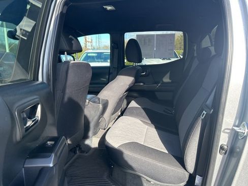 Used 2023 Toyota Tacoma TRD Sport image 15