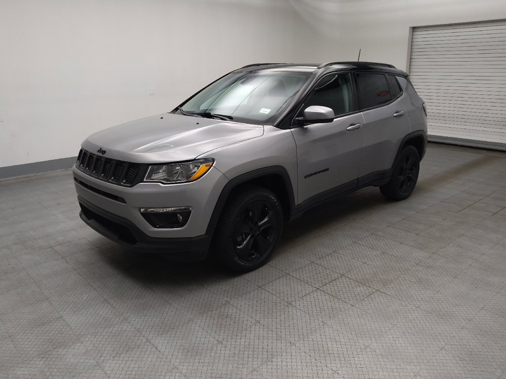 Used 2021 Jeep Compass Latitude w/ Sun and Sound Group AWD/4WD image 2