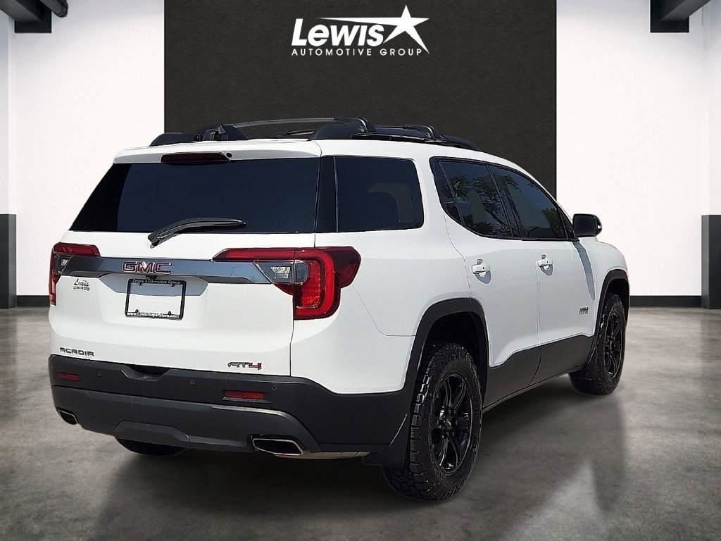 Used 2023 GMC Acadia AT4 w/ Technology Package AWD/4WD image 4