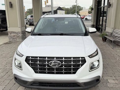 Used 2021 Hyundai Venue SEL w/ Premium Package image 49