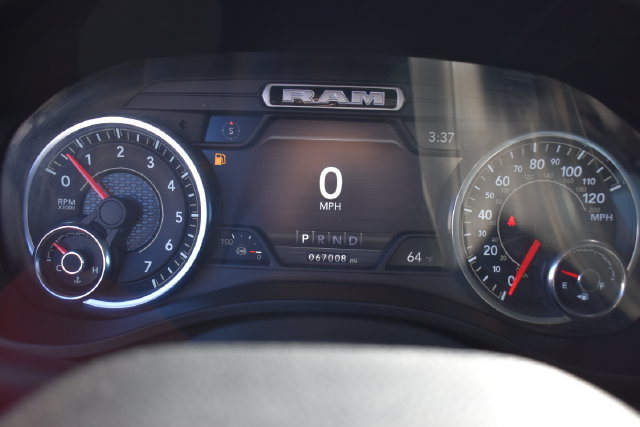 Used 2019 RAM 1500 Laramie w/ Sport Appearance Package AWD/4WD image 29