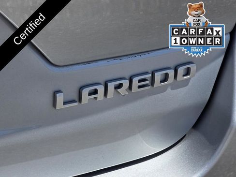 Used 2025 Jeep Grand Cherokee Laredo w/ Luxury Tech Group I AWD/4WD image 31