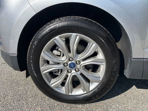 Used 2022 Ford Edge Titanium image 33