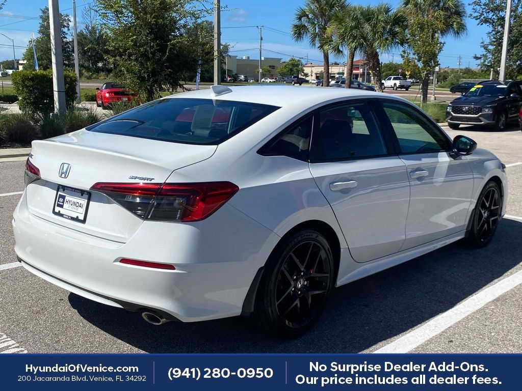 Used 2024 Honda Civic Sport image 10