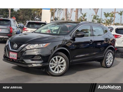 Used 2020 Nissan Rogue Sport SV w/ All-Weather Package image 1