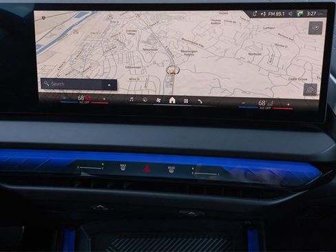 Certified 2025 BMW X3 xDrive30i w/ Premium Package image 25