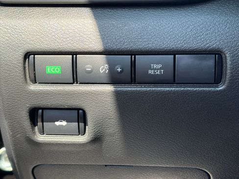 Certified 2023 Nissan Sentra S FWD image 18
