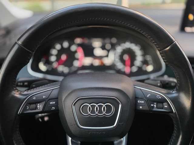 Used 2017 Audi Q7 3.0T Premium AWD/4WD image 39