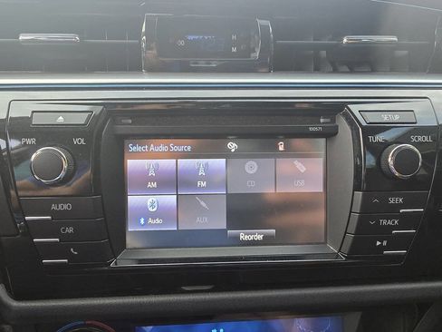 Used 2016 Toyota Corolla S image 21