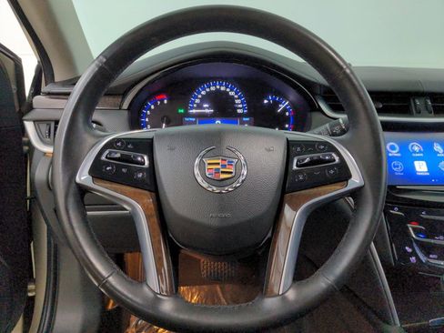 Used 2015 Cadillac XTS Luxury AWD/4WD image 19