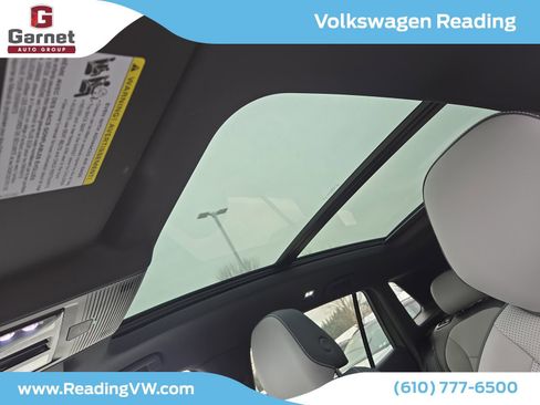 New 2026 Volkswagen Tiguan SE R-Line image 11