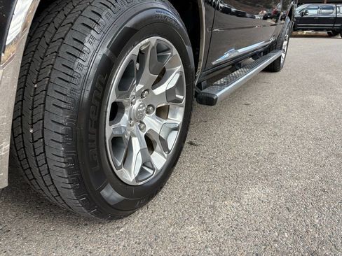 Used 2017 RAM 1500 Limited image 13