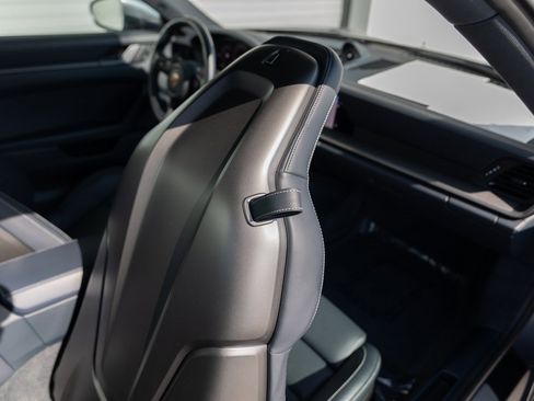 Certified 2025 Porsche 911 Carrera image 24