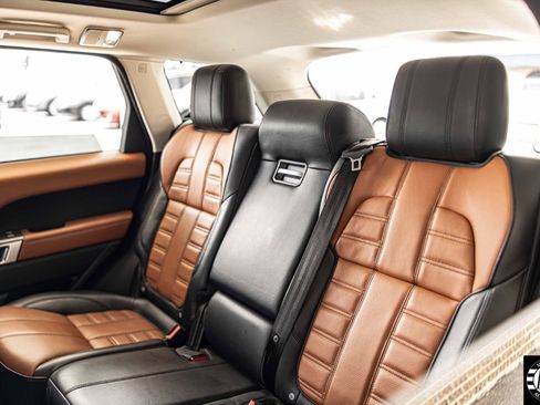 Used 2017 Land Rover Range Rover Sport HSE Dynamic image 18