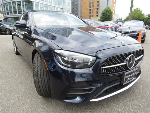 Used 2022 Mercedes-Benz E 350 4MATIC Sedan image 27