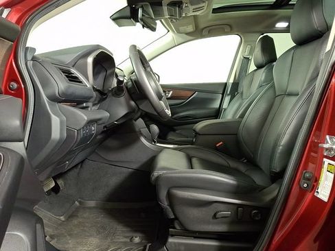 Used 2024 Subaru Ascent Touring w/ Popular Package #2 AWD/4WD image 17