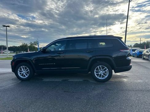 Used 2023 Jeep Grand Cherokee L Laredo RWD image 10