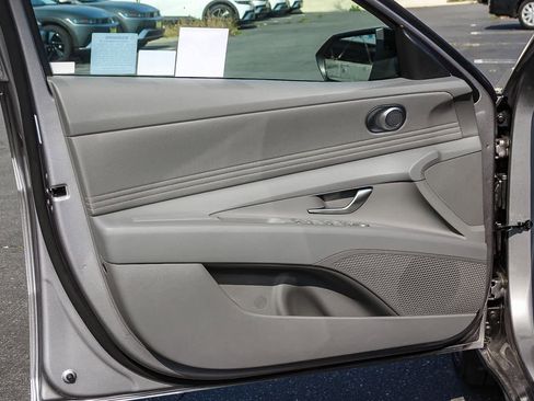 New 2025 Hyundai Elantra Sport image 19