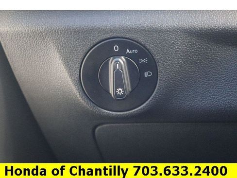 Used 2019 Volkswagen Jetta GLI Autobahn image 18