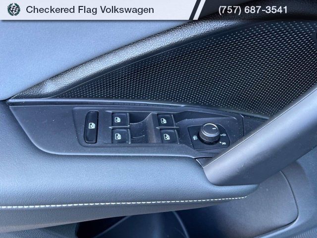 Used 2026 Volkswagen Tiguan SE R-Line AWD/4WD image 15